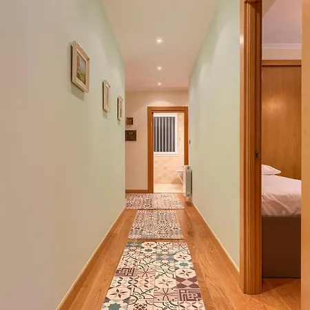 Encanto Y Confort En Calle Epalza - Tu Familia En El Corazon De *