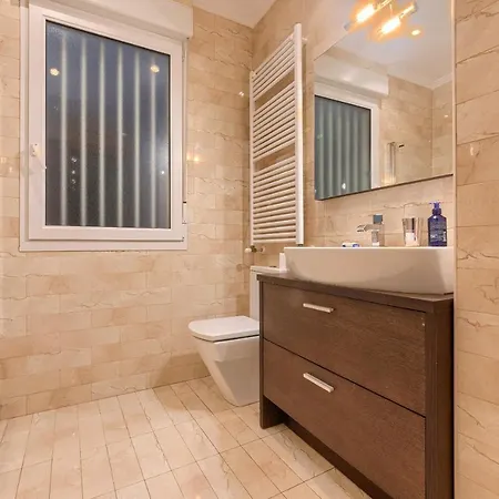 Encanto Y Confort En Calle Epalza - Tu Familia En El Corazon De Apartment Bilbao