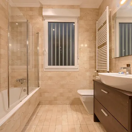 Encanto Y Confort En Calle Epalza - Tu Familia En El Corazon De Apartment *