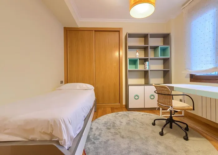 Encanto Y Confort En Calle Epalza - Tu Familia En El Corazon De Bilbao