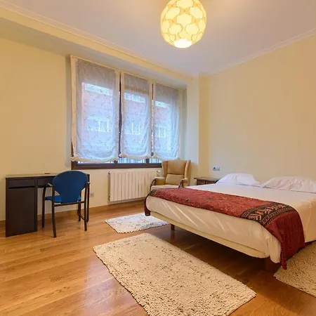 Encanto Y Confort En Calle Epalza - Tu Familia En El Corazón De *