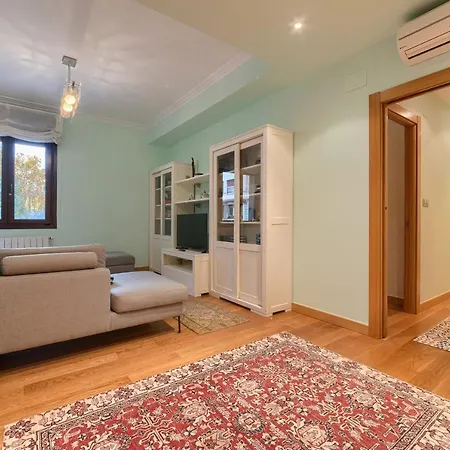 Encanto Y Confort En Calle Epalza - Tu Familia En El Corazón De * Bilbao